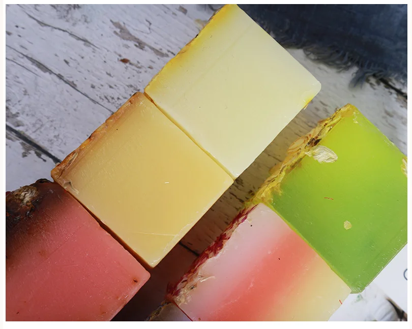 Private Label Organic Handmade Flower Soap  Face or  body Cleaning Skincare whitening soap