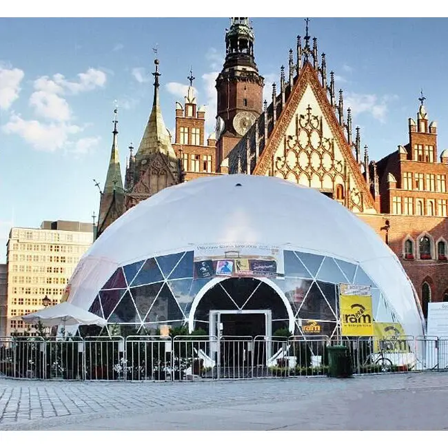 Waterproof Winter Camping Equipment Outdoor Geodesic Dome Glamping Trade Show Tent