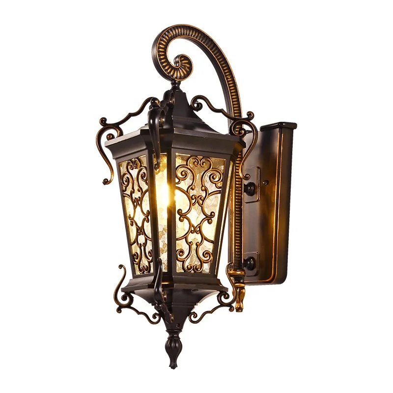 European style retro wall lamp villa outdoor lighting antique brass cabin wall outdoor door wall lamp