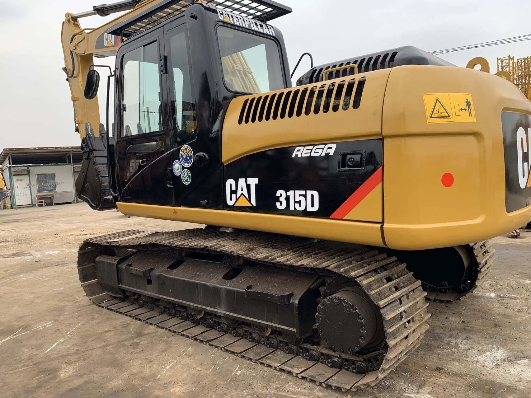 Used excavator Caterpillar CAT315D Small and medium-sized original 15 ton excavator CAT315D on hot selling