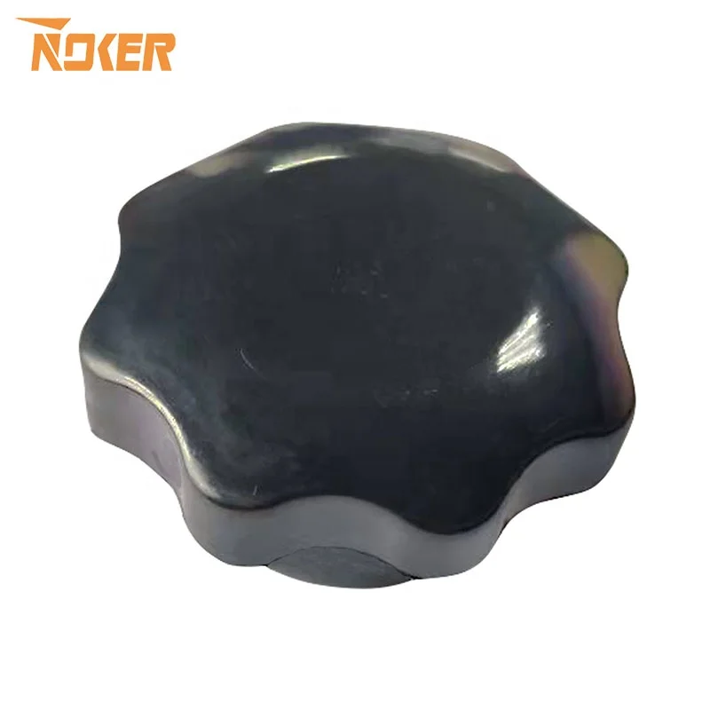NOKER Professional Garden Tool 2-stroke engine   petrol chainsaw 070  oil tank cap