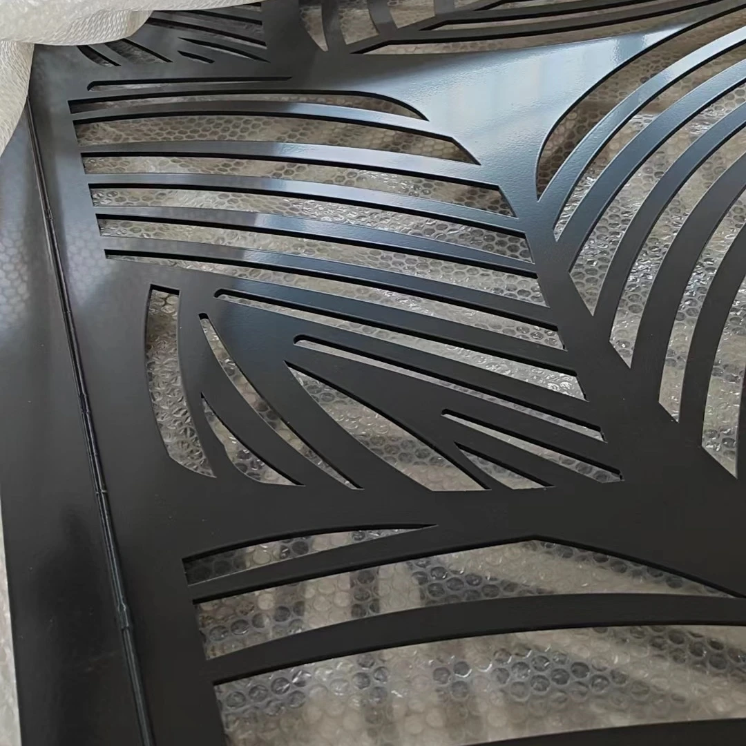 Custom Outdoor Indoor Privacy Wind Screen Courtyard Laser Cutting Laser Cut Fence Aluminum Garden Privacy  Screen