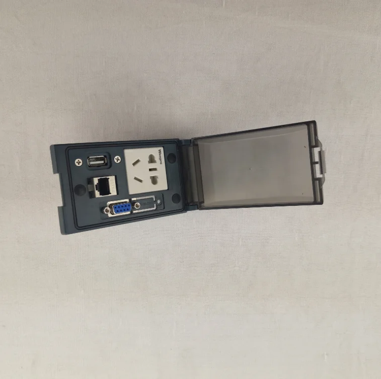 Многофункциональный интерфейс передней панели с usb-разъемом