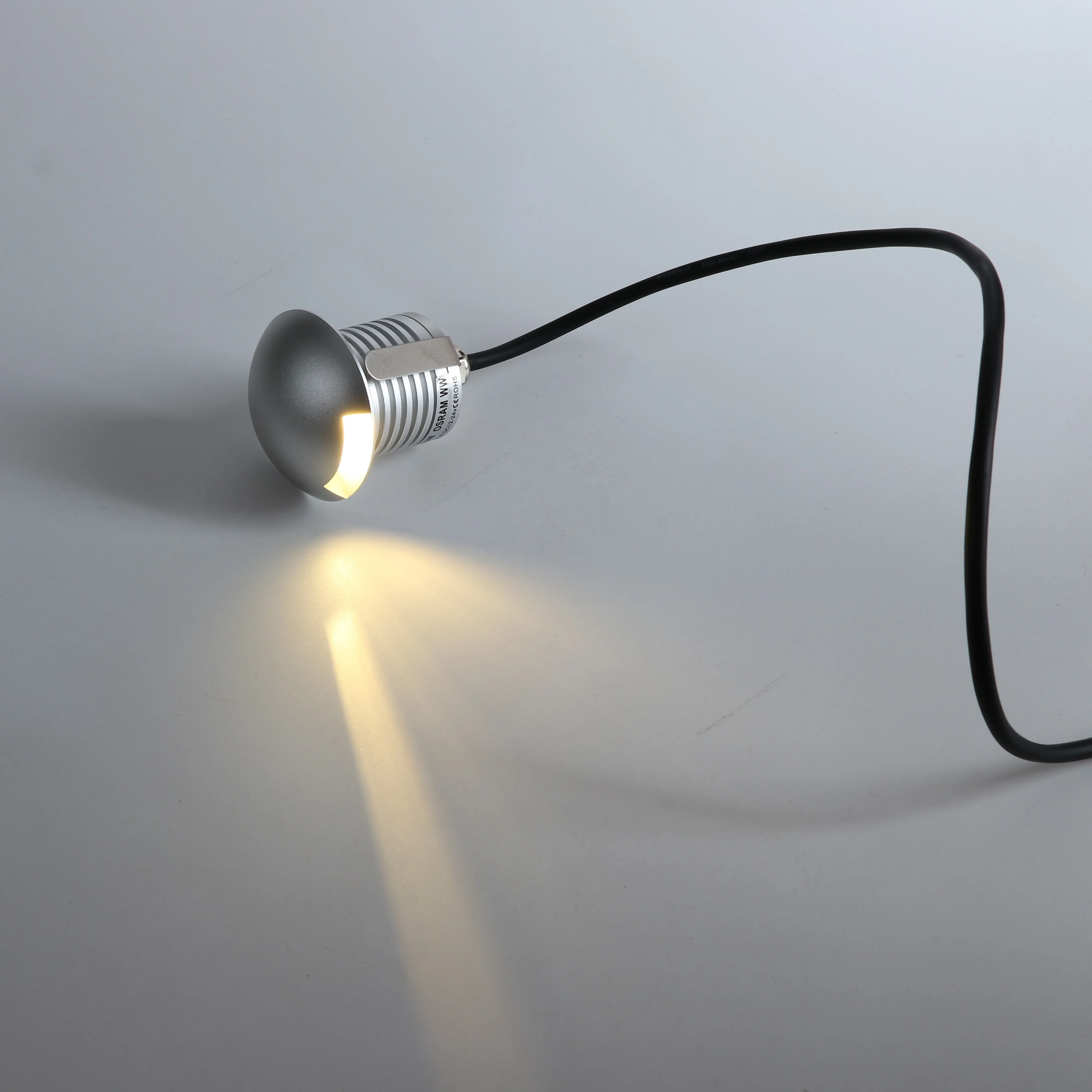 Q1 Led Pathway Light 3w 12v