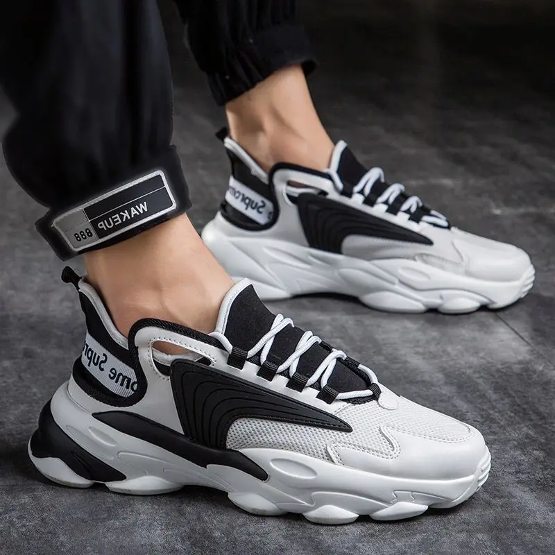 
Оптовики продают самые популярные модные сетчатые кроссовки от производителя 