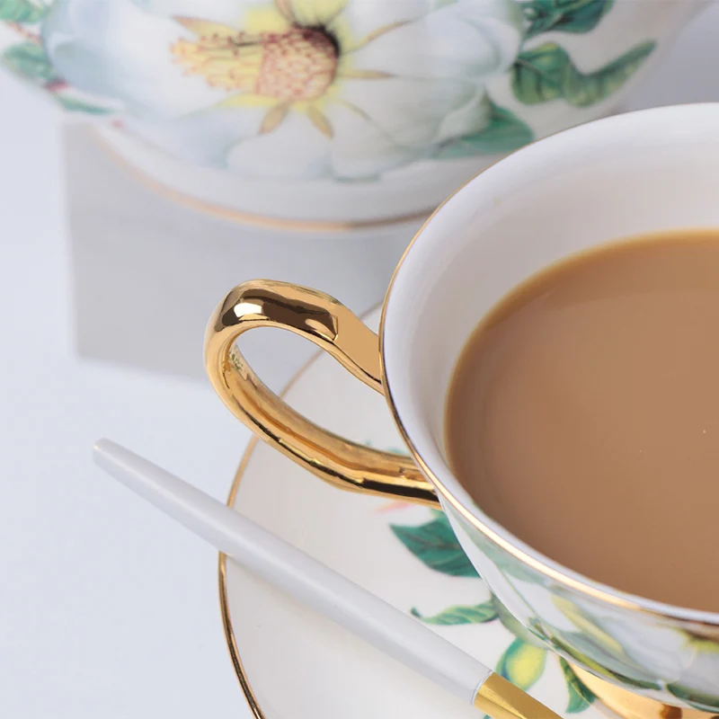 Wholesale good quality Bone China tea cup set