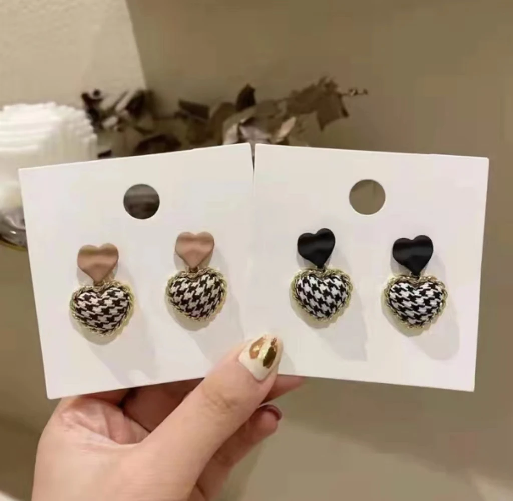 925 Silver Needle Swallow Gird Heart Earring Korean Women Stud Earrings Jewelry Minimalist Chic Dripping Oil Checkerboard Grid