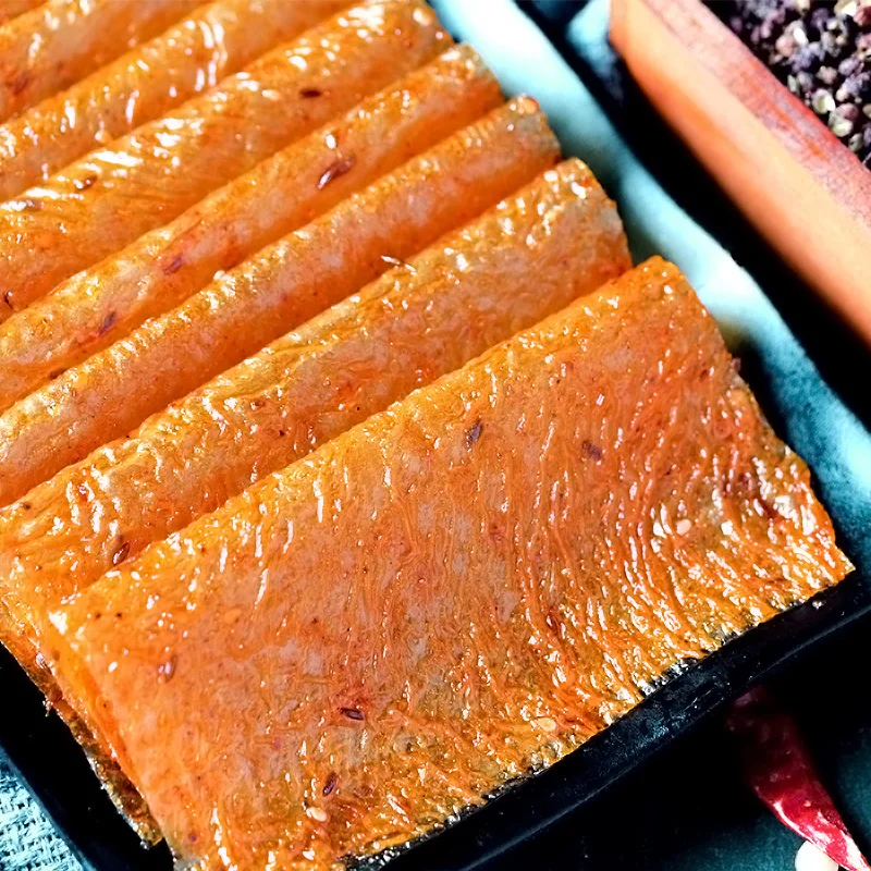 
chinese Genji Food hot spicy bean curd sheets snack spicy yummy ready to eat spicy bean food dried soybean slice lapian 