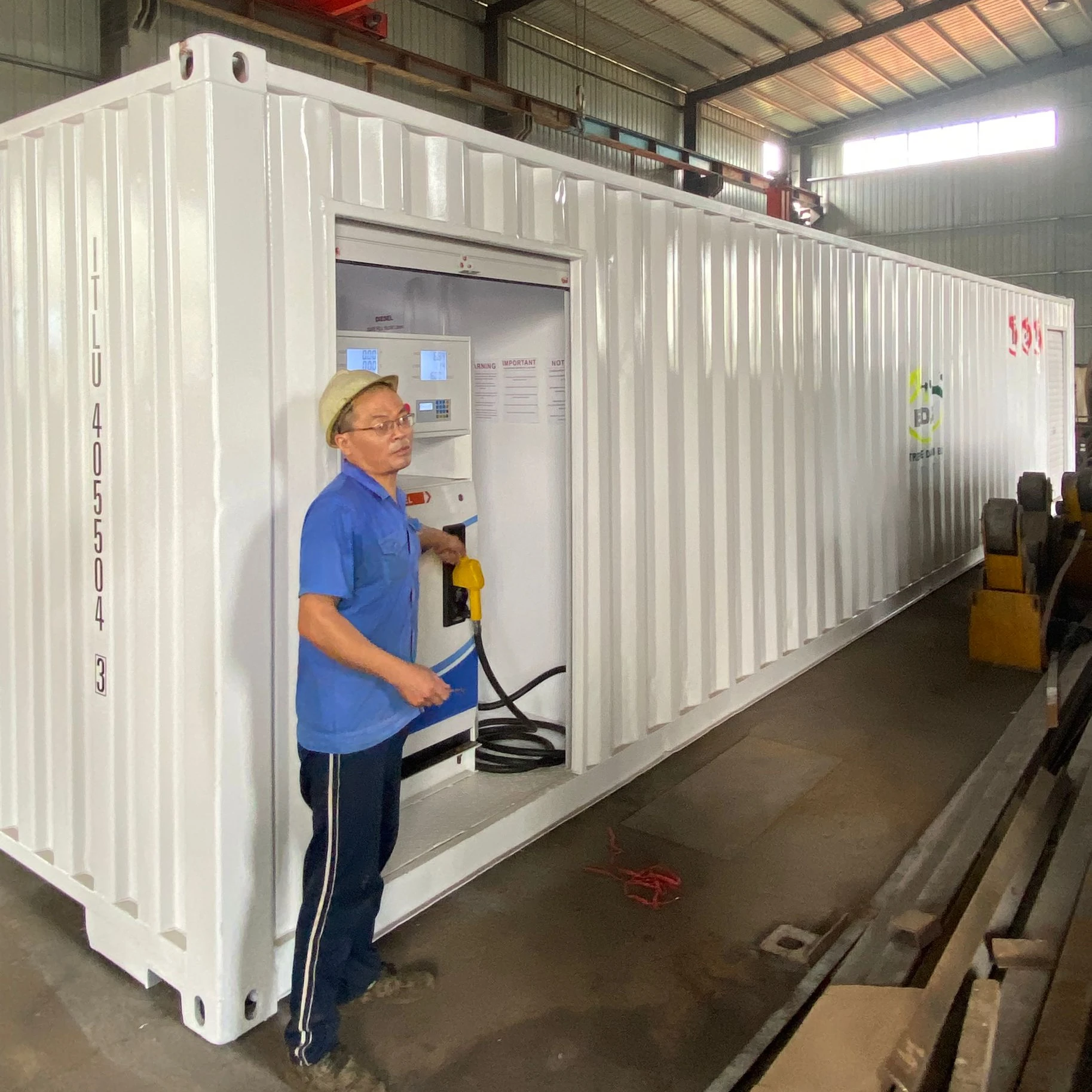 Factory Direct sale Diesel Fuel Pump Station Mobile Gas Station Container