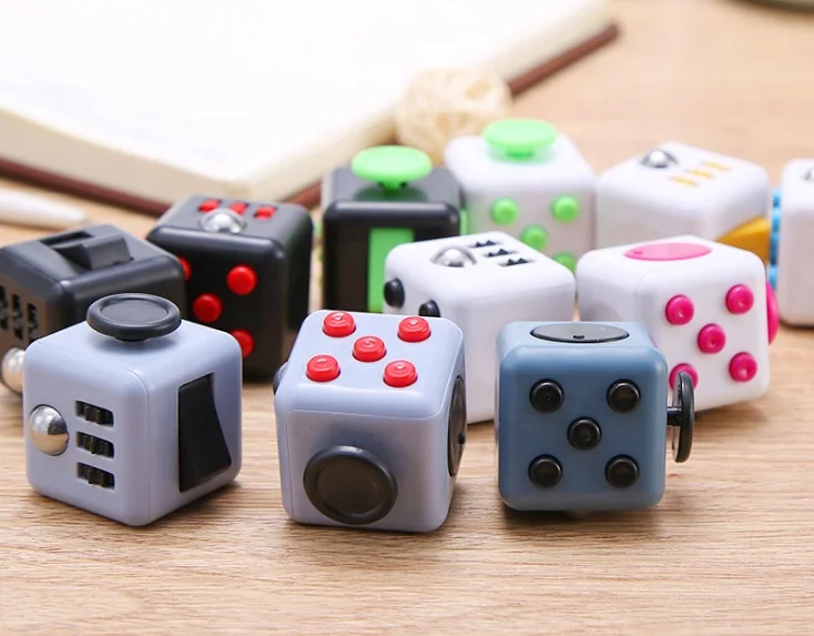 YUWEI Rainbow Color Cubes Antistress Toys Stress Relief Decompression Toy Offices Games For Adults Antistress anxiety Kids Gift