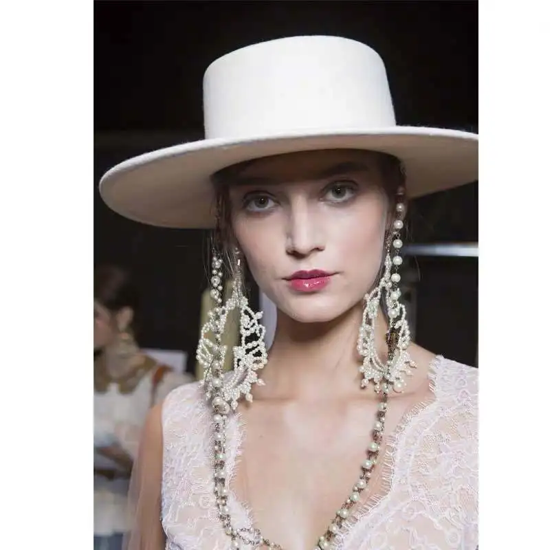 
Оптовая продажа, модная осенне-зимняя новая шерстяная шляпа, джазовая шляпа с большими плоскими полями, универсальные прямые шляпы федоры с оправой 