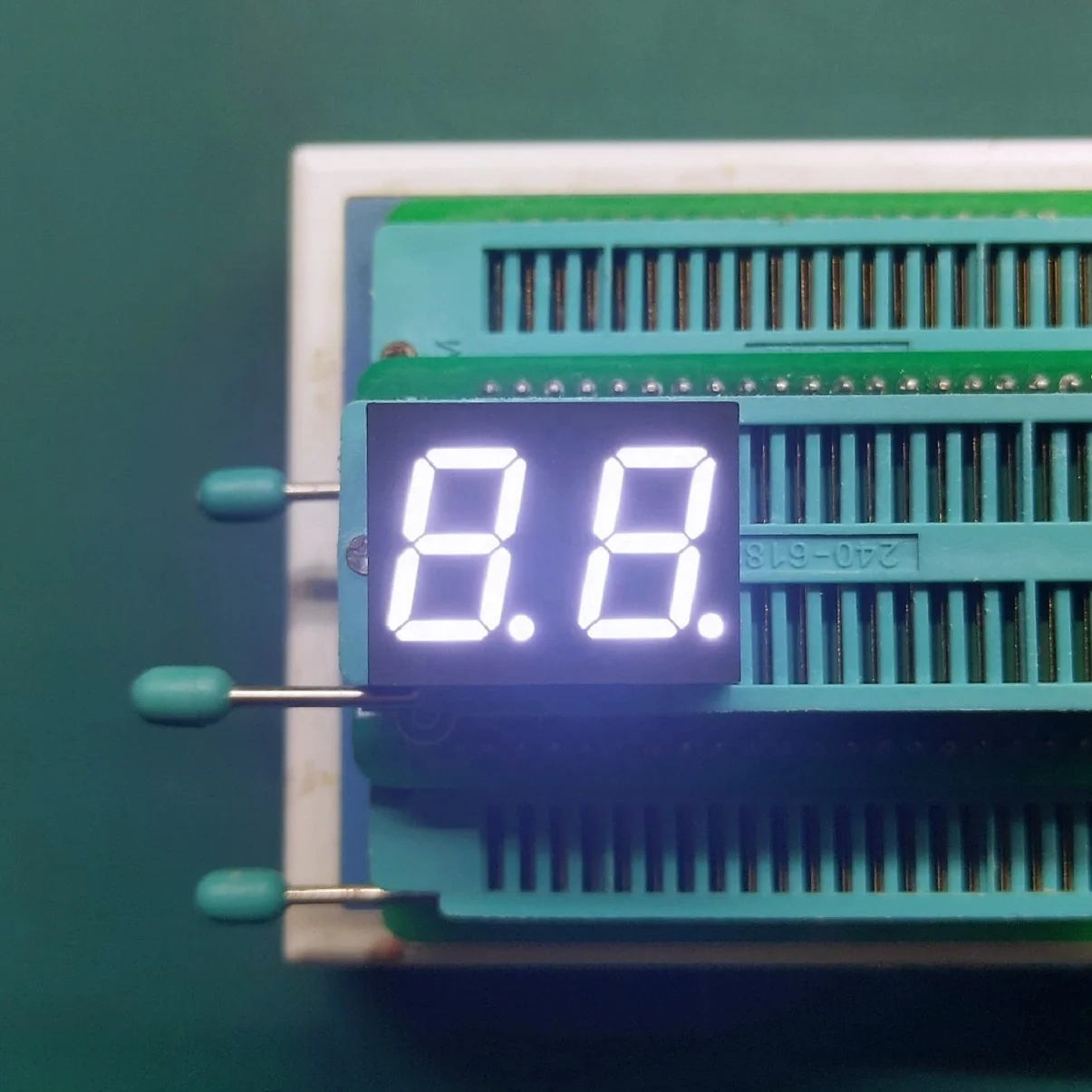 Manufacturer custom 2 digit 7 segment 0.52 inch white digital number led display board