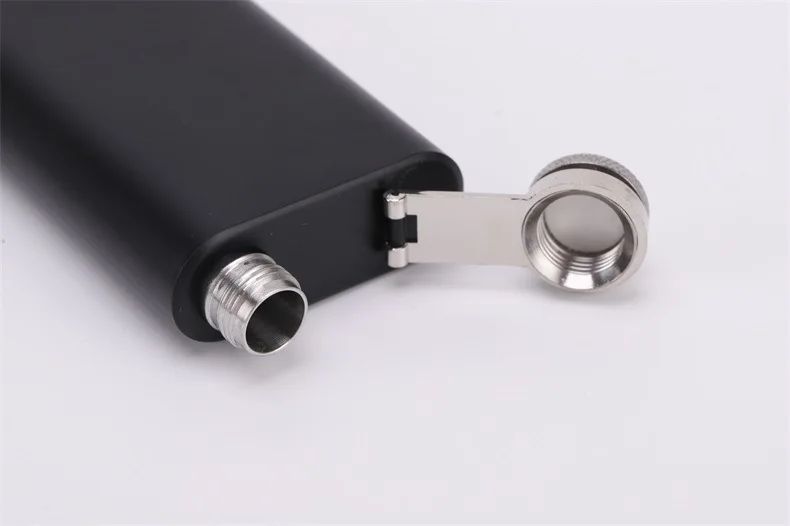 5oz hip flask (5).jpg