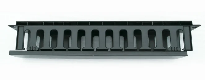 Патч-панель UTP Cat6 24 порта Cat5e/6 1U
