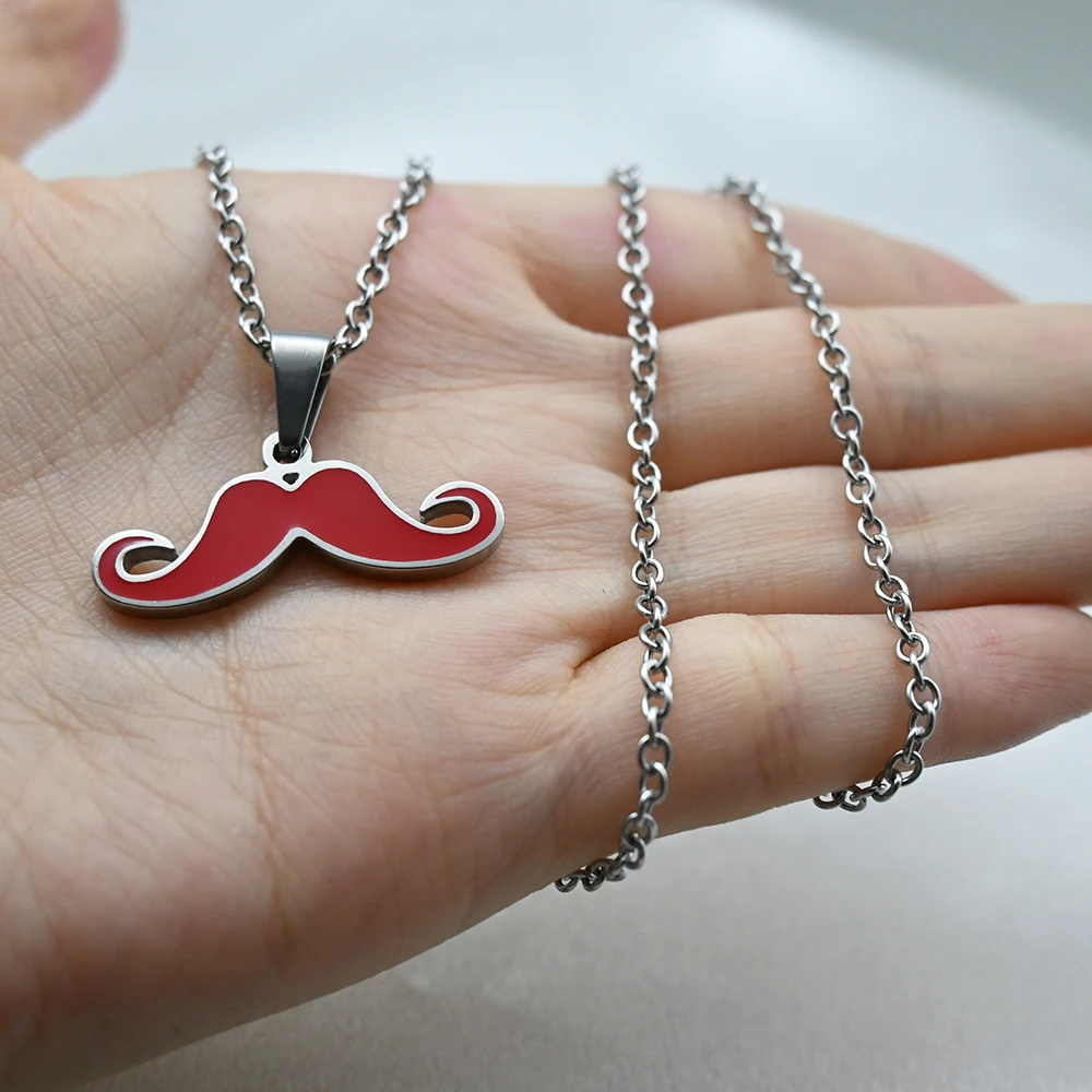 Unisex Fashionable Red Mustache Modelling Pendant Necklace for Christmas Engagement Wedding or Party Gift