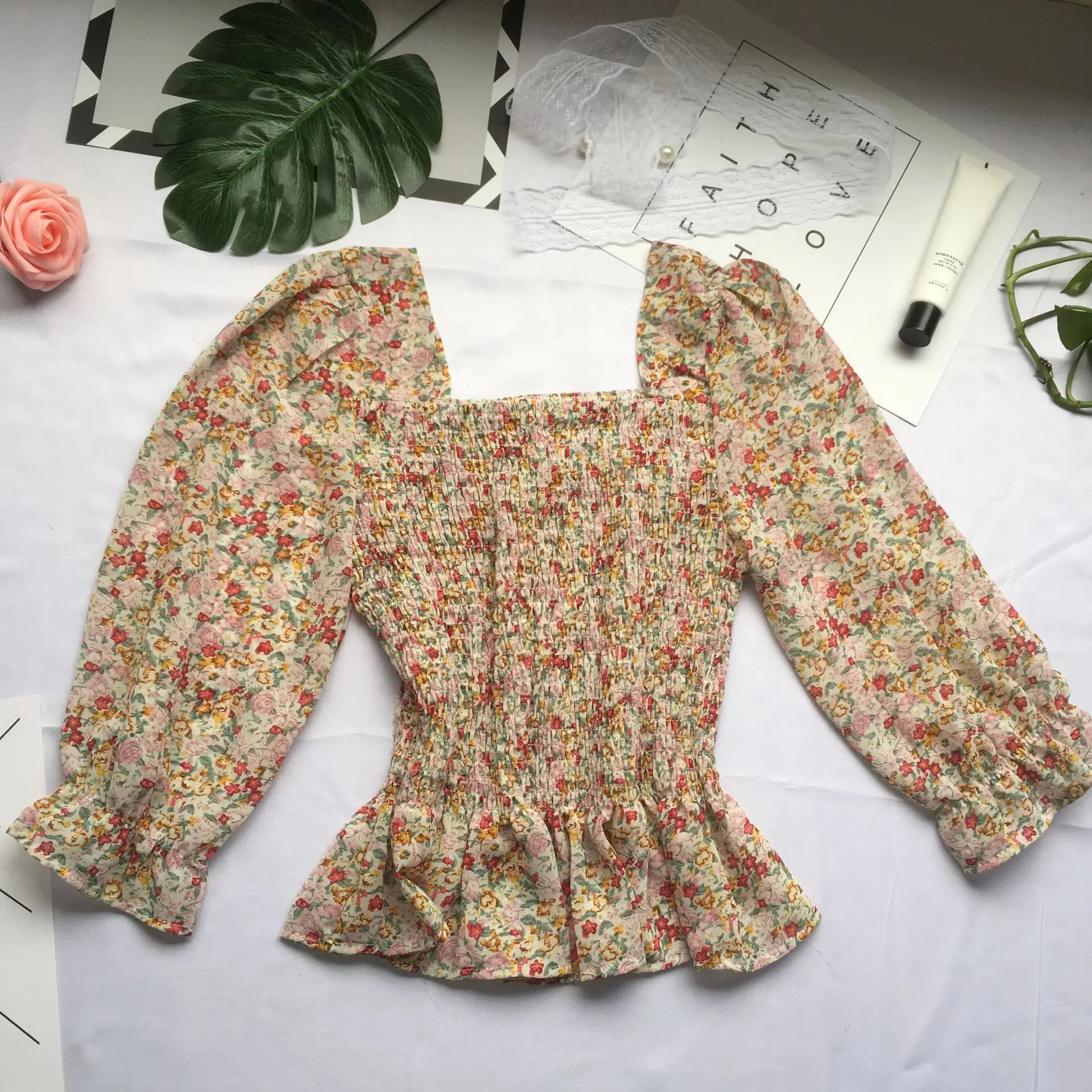 
New Arrivals Women Custom Long Puff Sleeve Floral Print Crop Tops 