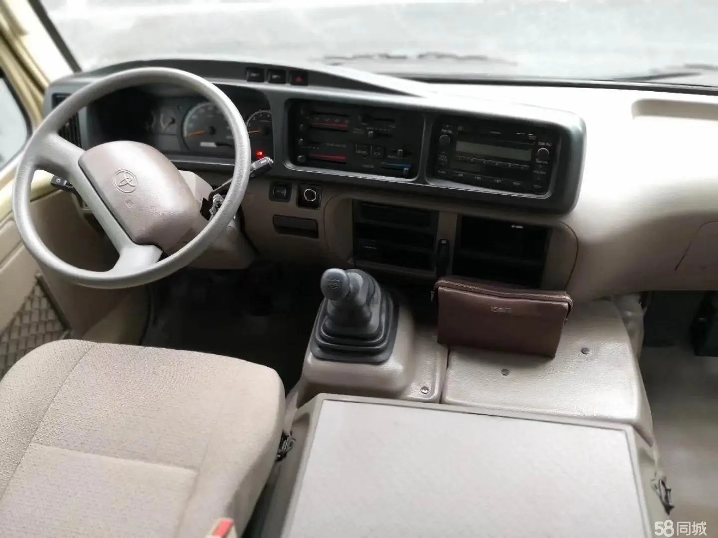 Comfortable Original Coaster Used Bus With 4200CC 6 Cylinder 1HZ Diesel Engine