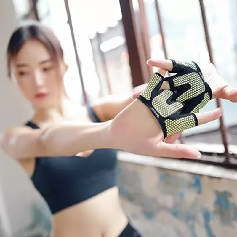 
Training Half Finger thin Gym Gloves antiskid Yoga dumbbell Half finger gloves 