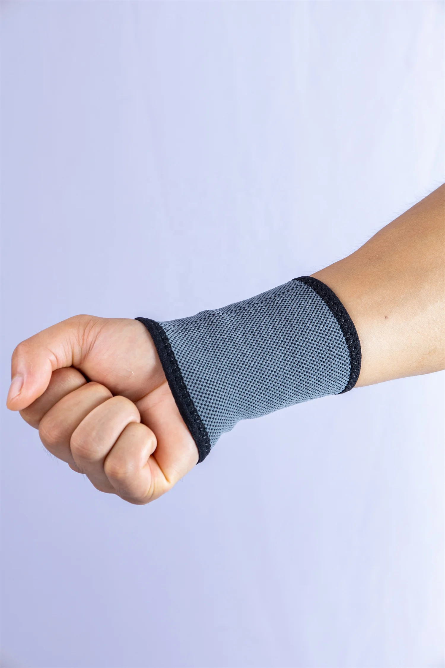 2021 New Designed Ash Cylindrical Warm and Breathable Nylon Rubber Bracers Wrist Sweat Wristband