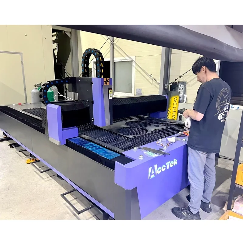 Aluminum ss cs sheet metal laser cutting fiber laser cutter 1000w 1.5kw 2kw 3kw with heavy duty