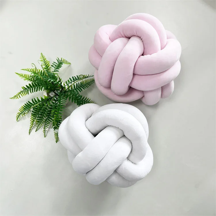 Wholesale Round Ball Velvet Knot Home Decor Cushions Decorative Throw Pillows
