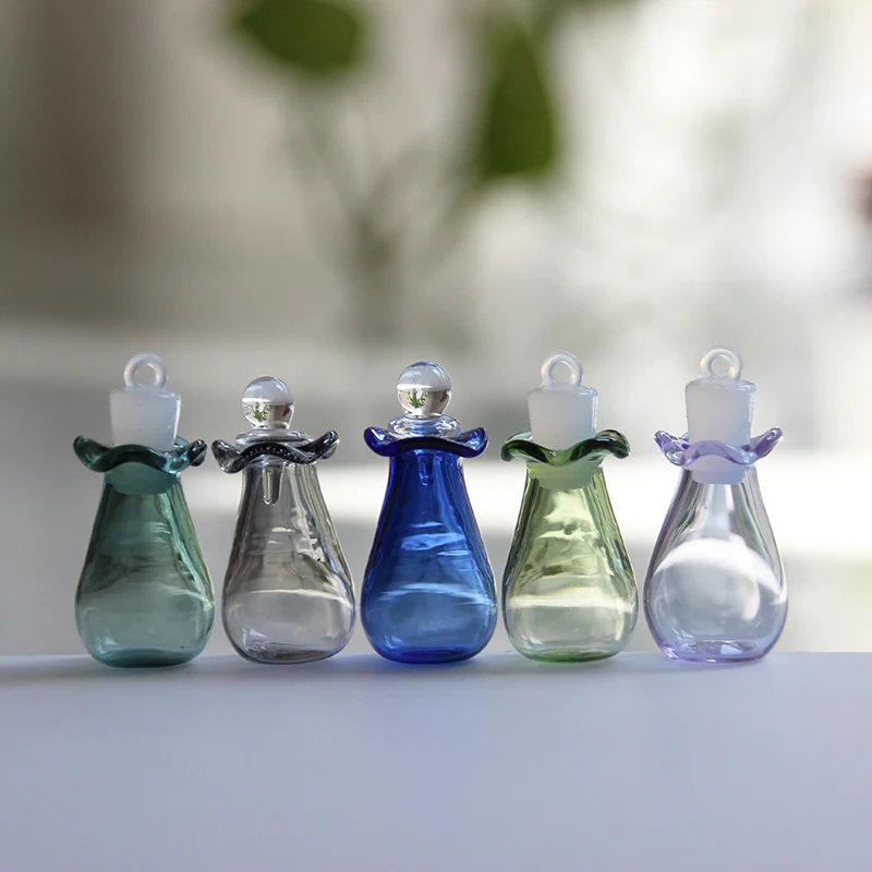 manufacturer innovations mini small big jar decorative heart round wholesale price glass bottle with cork top stopper wooden lid