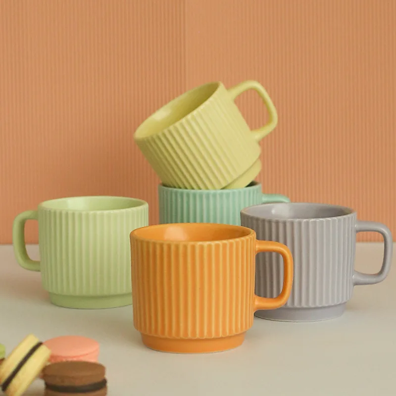 Nordic style Christmas classic vertical striped tea milk mug matte glaze elegant coffee mug ceramic cup for gift wholesale