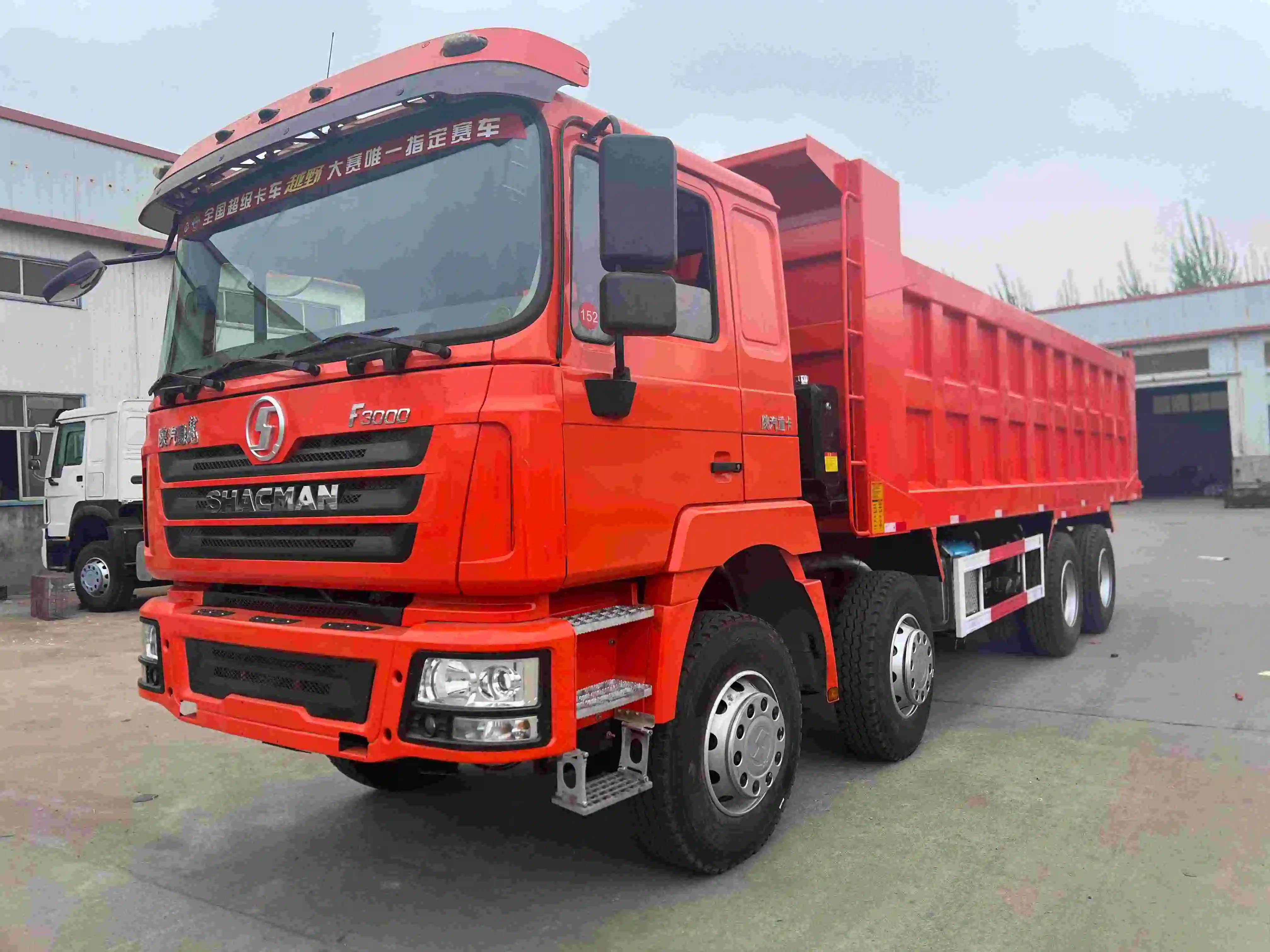 12 шин sinotruk Shacman б/у Самосвал 6x4 30 тонн 20