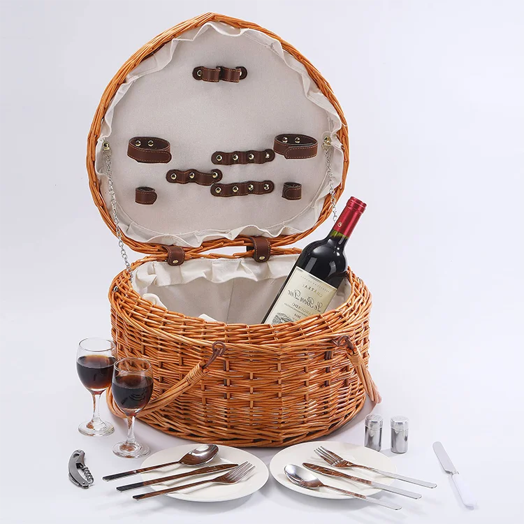 2022 Spring New design Wholesale OEM outdoor Camping handmade heart shape rattan basket picnic basket