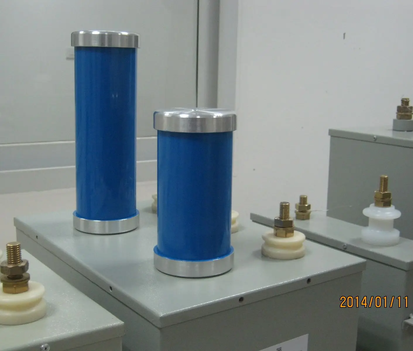 Импульсный конденсатор с ёмкостью хранения энергии hzmj150kv 0,2 мкФ