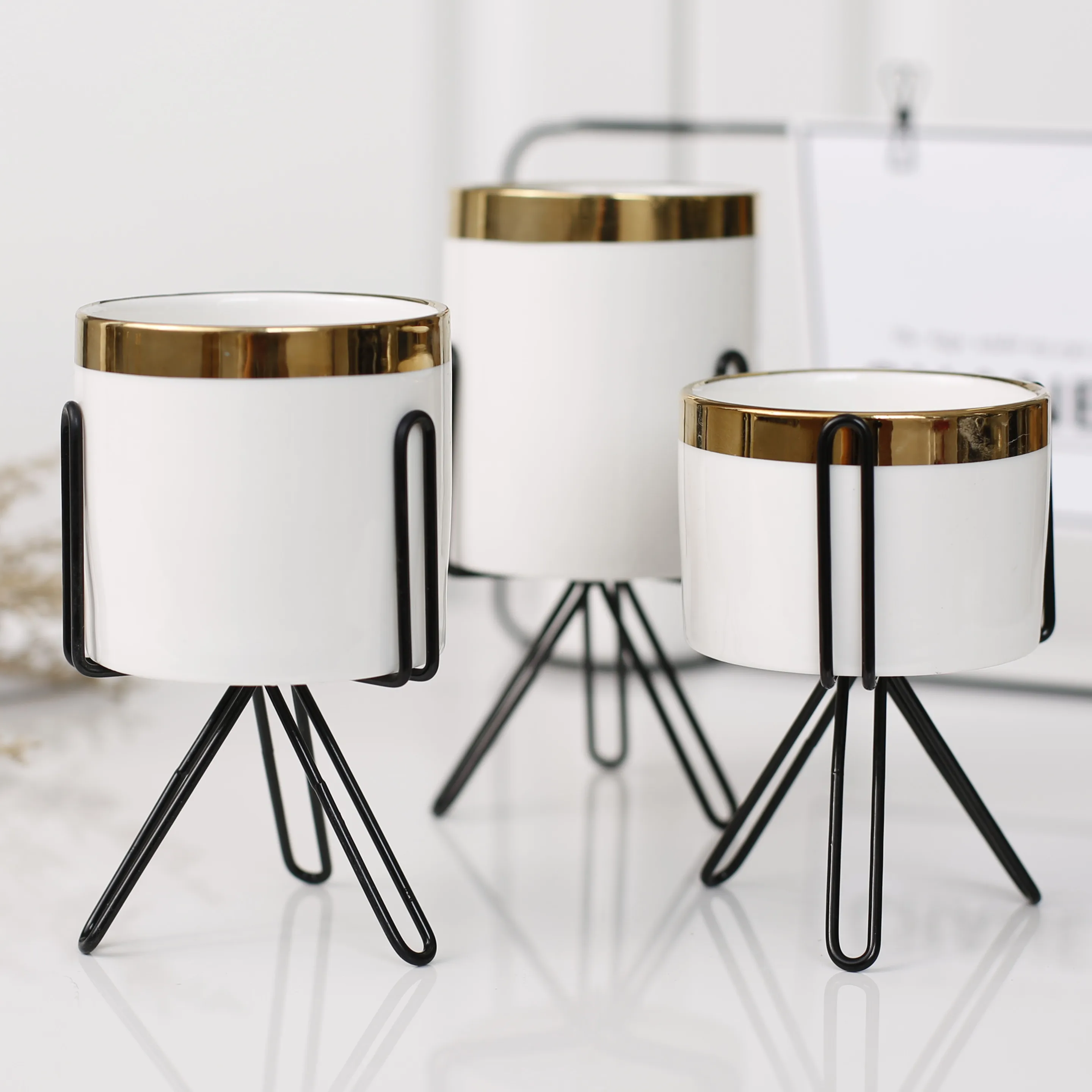 
Nordic ins ceramic iron home office pot with golden edge/simulated fleshy flower pot(white) 