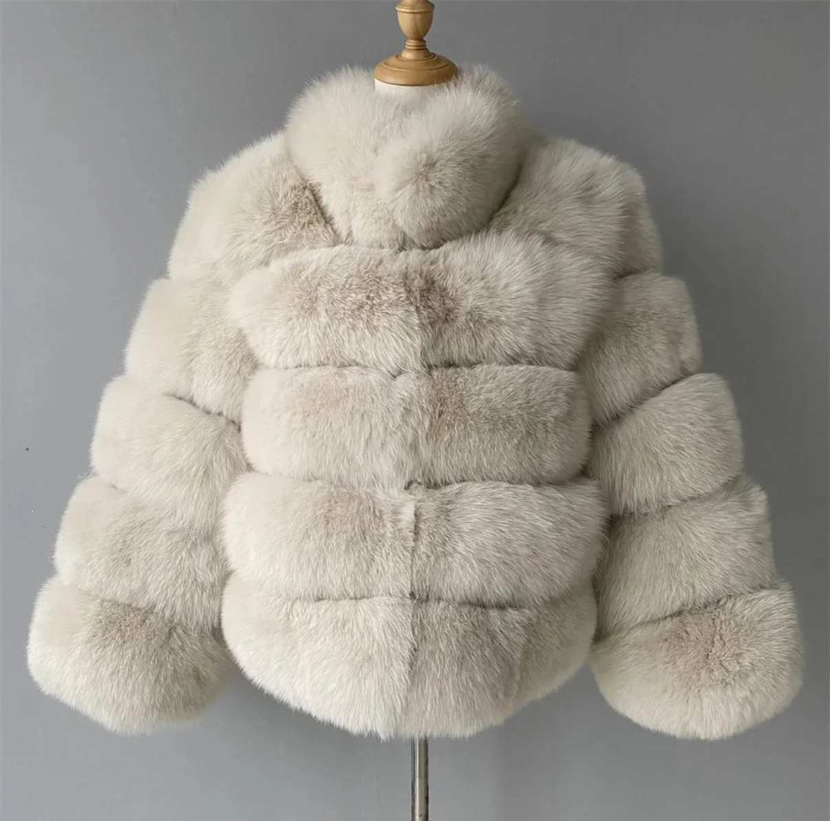 Куртка женская из натурального меха