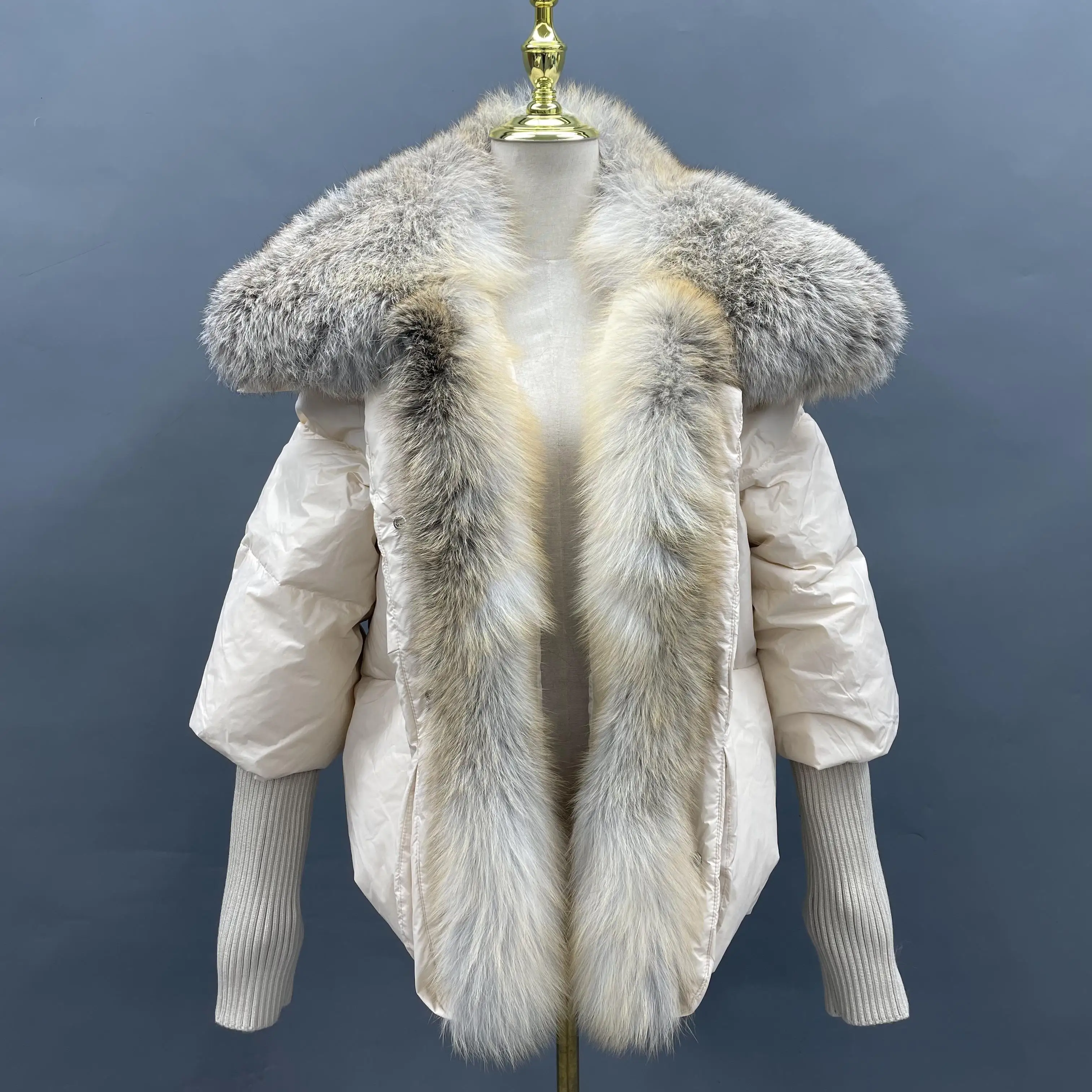Winter New Fashion Puffer Fox Fur Jacket Custom Puffer Jacket