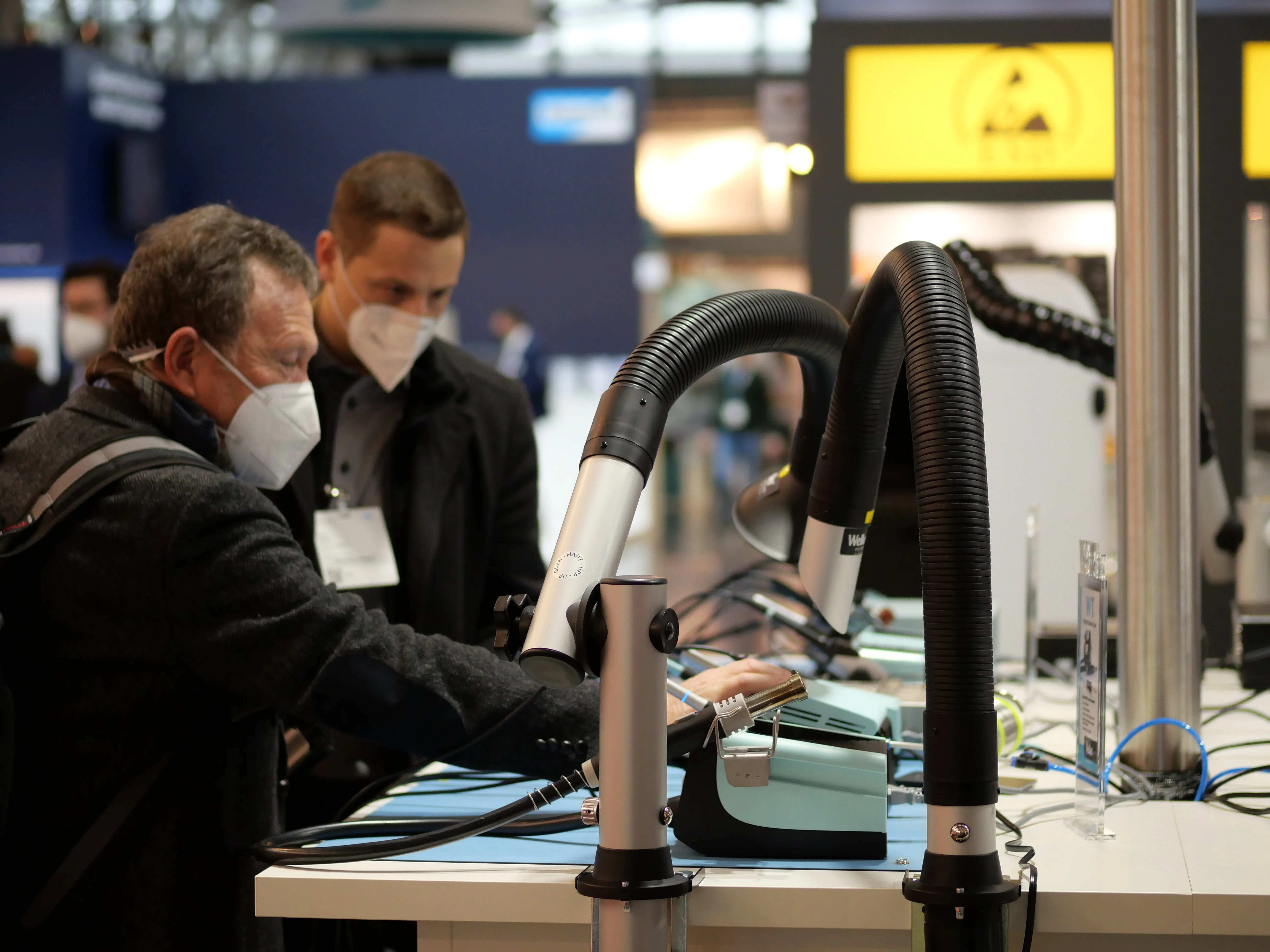 WEIDINGER Soldering Irons Offers Highest Precision In Soldering Irons Kit Or Reworking Smd Components With Soldering Tweezers