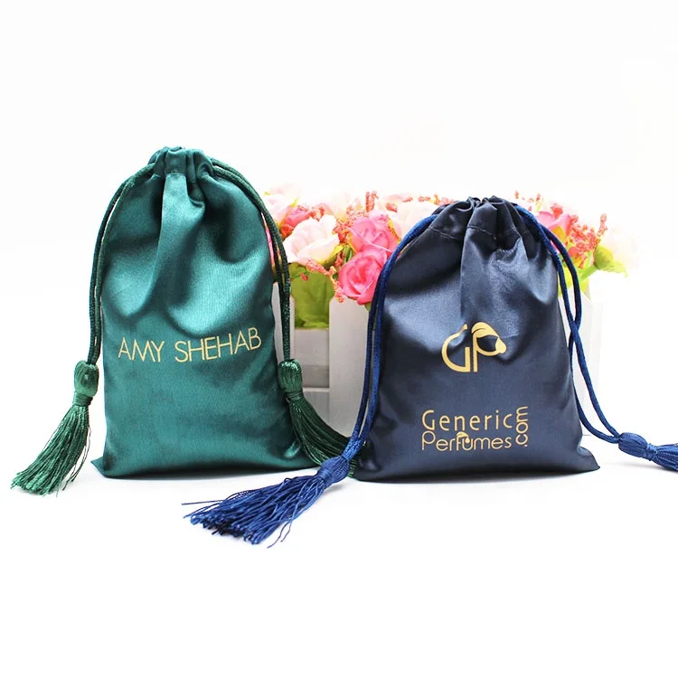 wholesale green velvet jewelry pouch with custom logo printing gifts jewelry packaging bags small