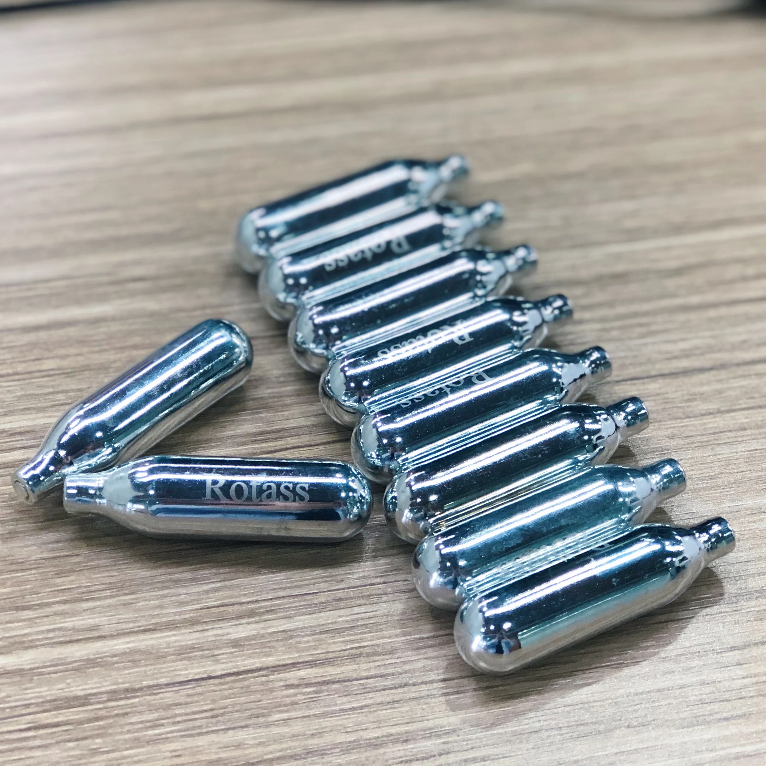 Rotass 8g Bulk Buy Tonghui Factory Direct 8g Whipped Cream Chargers Cartridges Cream Canisters
