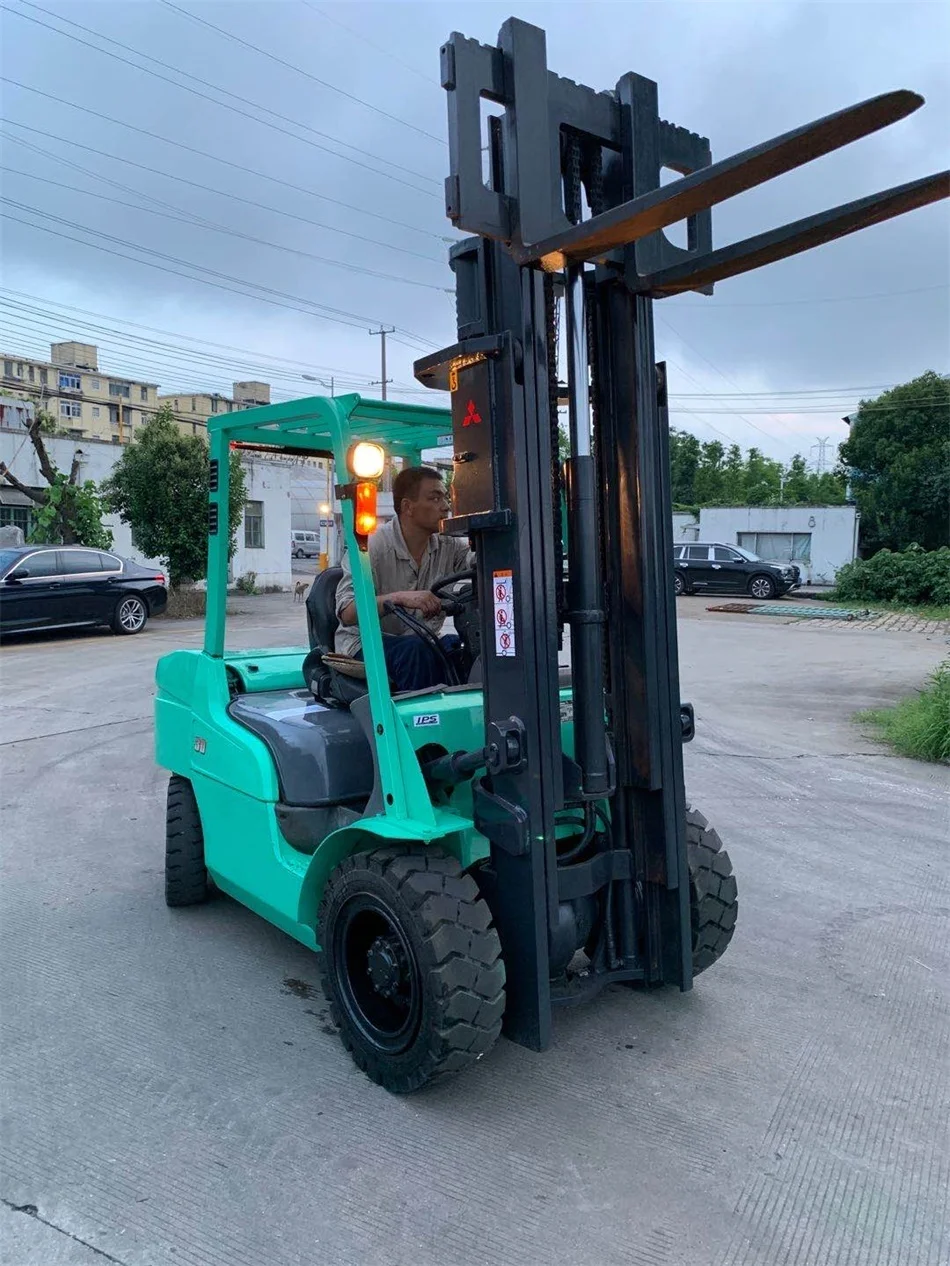  Прочный японский Mitsubishi 3ton FD30T использованы дизельный вилочный