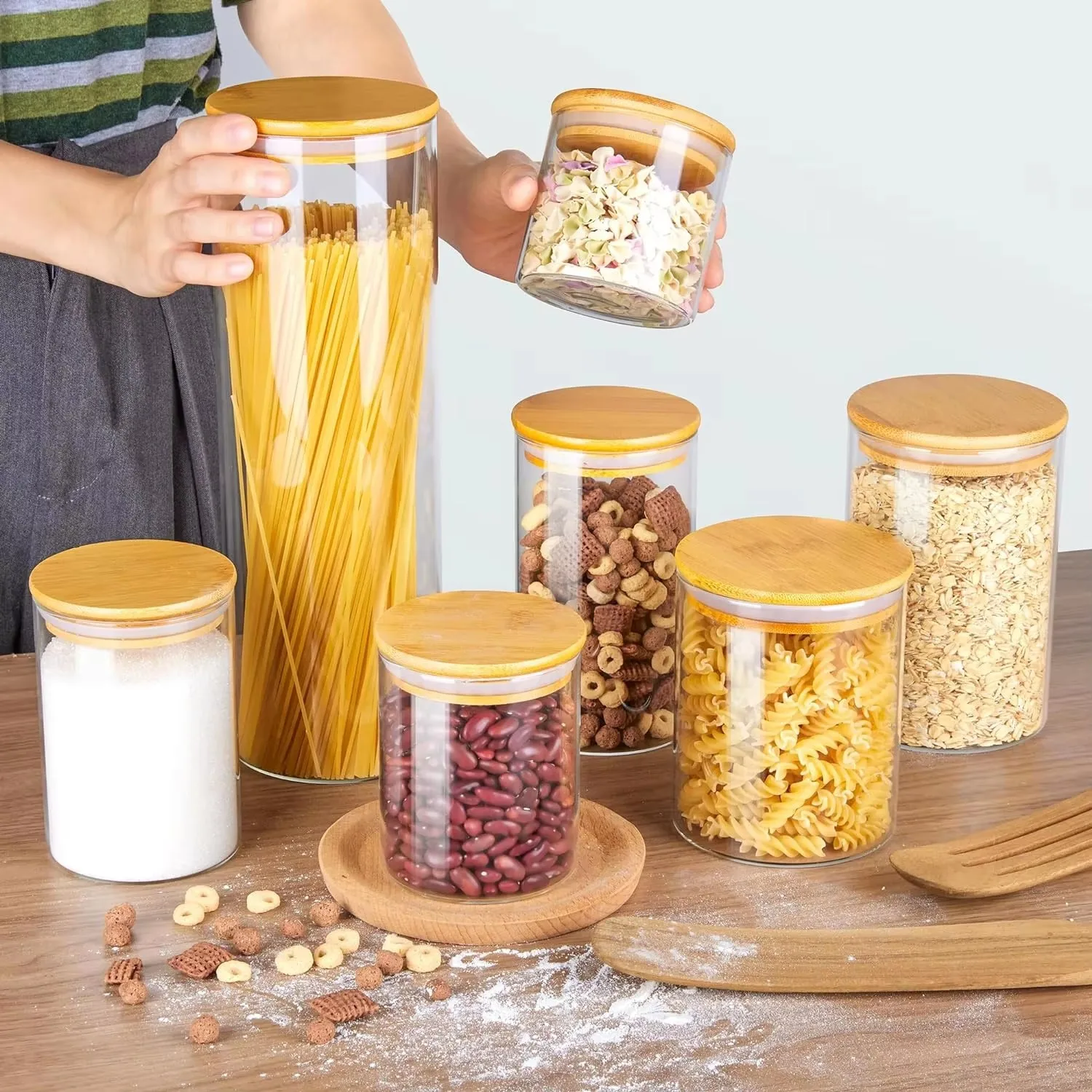 wholesale 8/16oz 200ml clear round square airtight wide mouth kitchen custom food glass storage jars with bamboo wooden lids