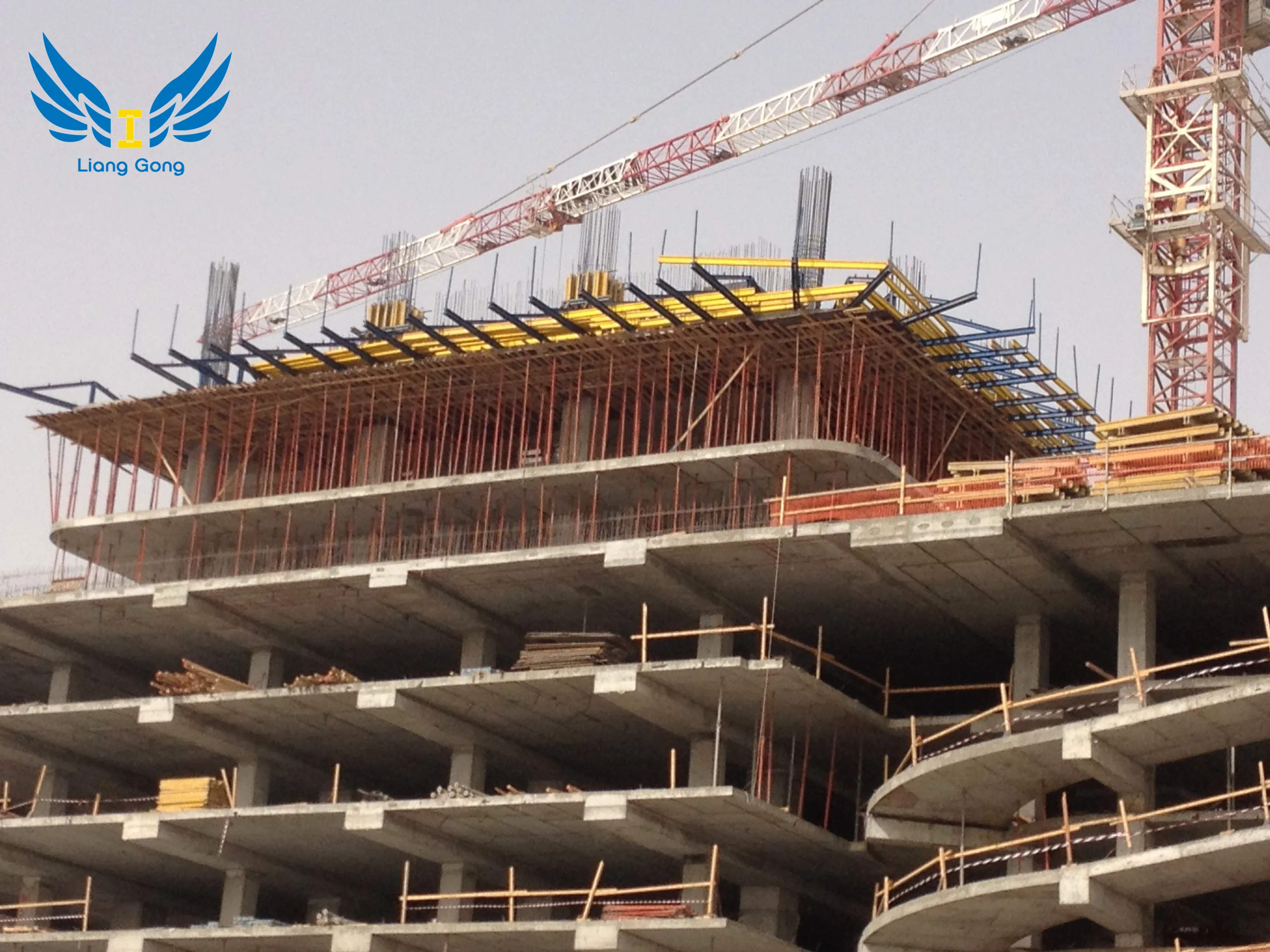 China Building Material Reusable H20 Timber Beam Concrete Slab Table System Formwork for Construction with Factory Price