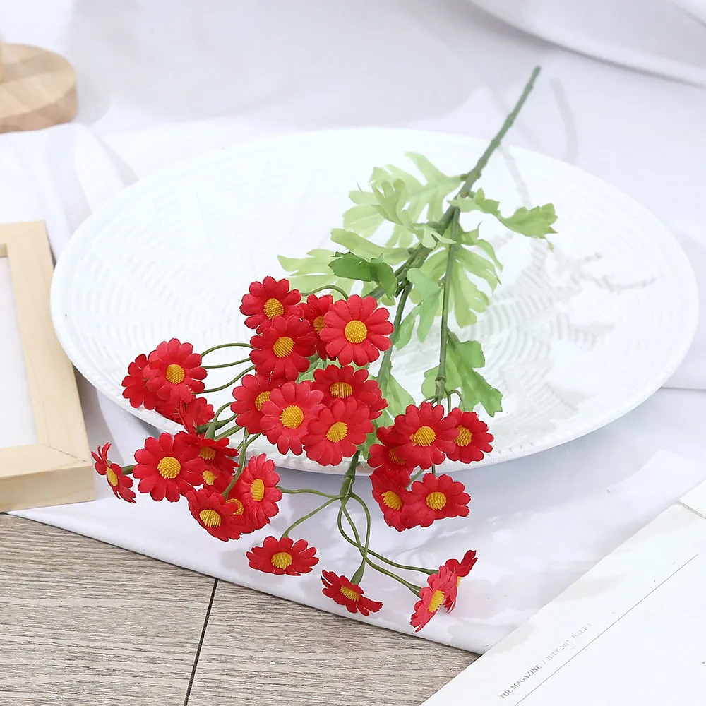 Wholesale dried flowers Pressed Flowers Natural Plants Press Daisy Flowers Resin And Nails wedding decoration