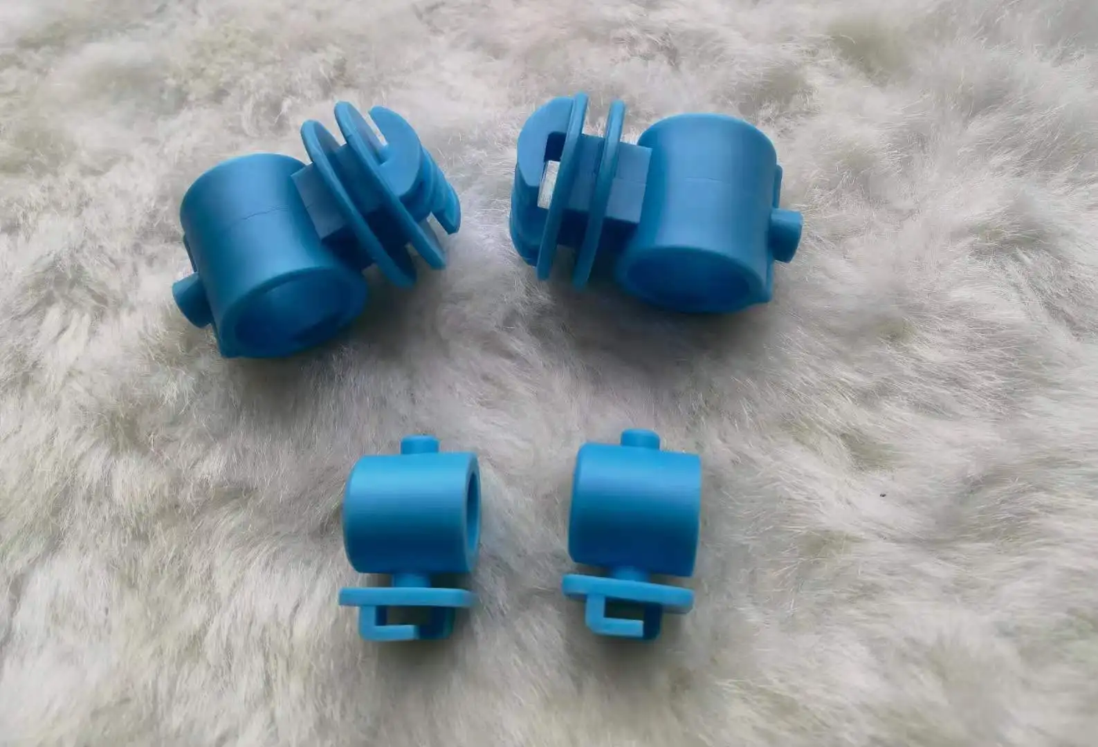 Multifunction Ranch Middle Post Insulator For Cattle Fence Safe