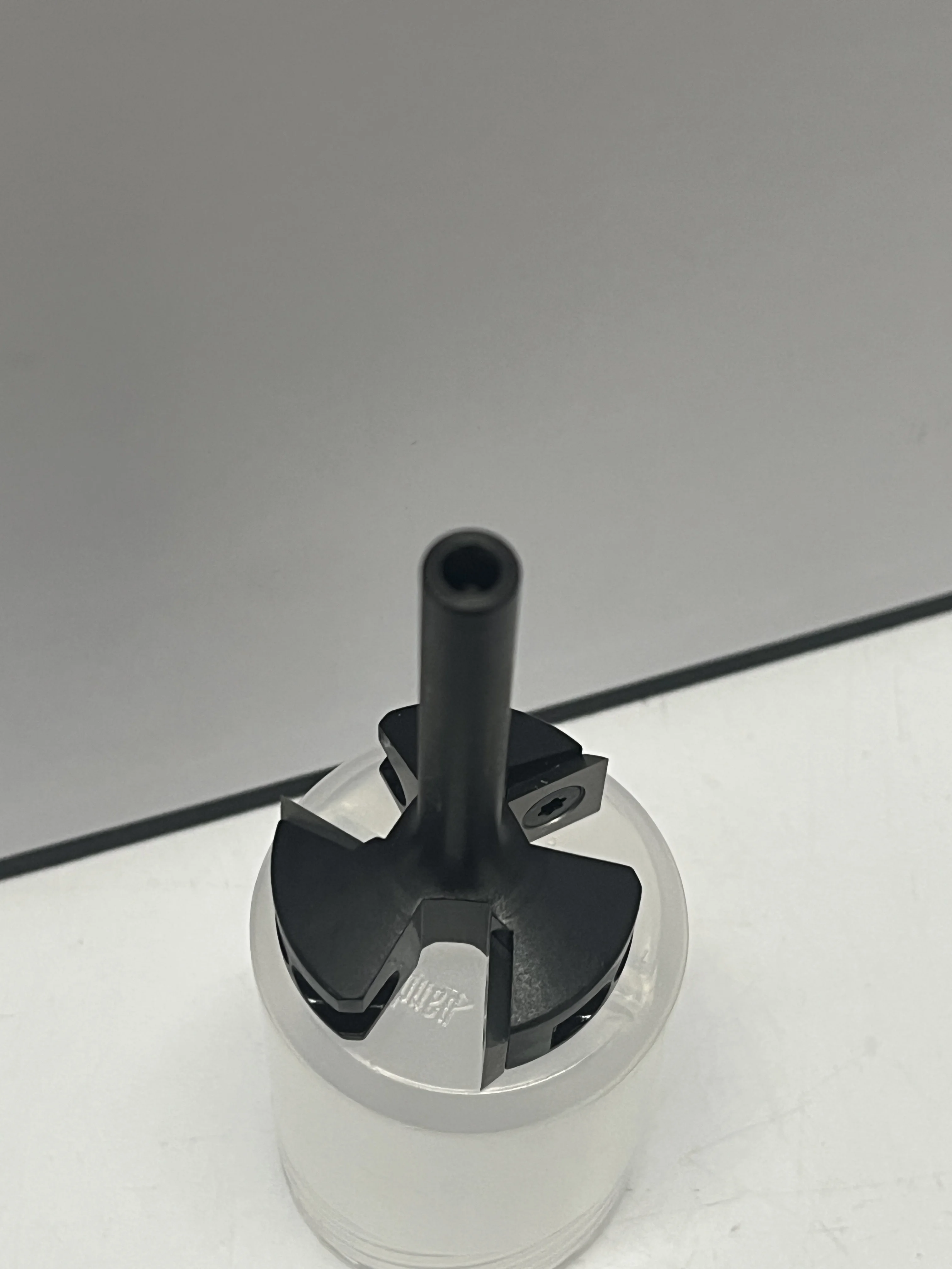 Reversible Carbide 3 Flutes Milling Cutters Cutter T-style Cnc Spoilboard Surfacing Router Bits CNC Wood Working Machine 3 Years