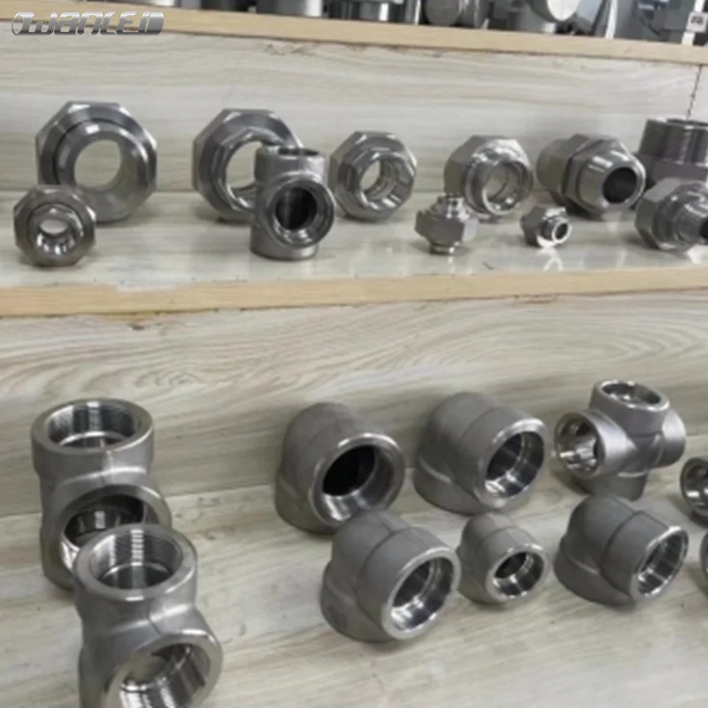 High quality galvanized pipe fittings 1/2 inch socket welding fittings