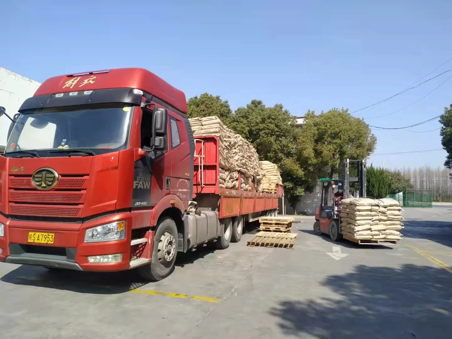 CITIC Guoan GPPS 525, высокоглянцевое высокопоточное литье под давлением, средство массовой информации, предметы первой необходимости, медицинское оборудование, пластиковые гранулы