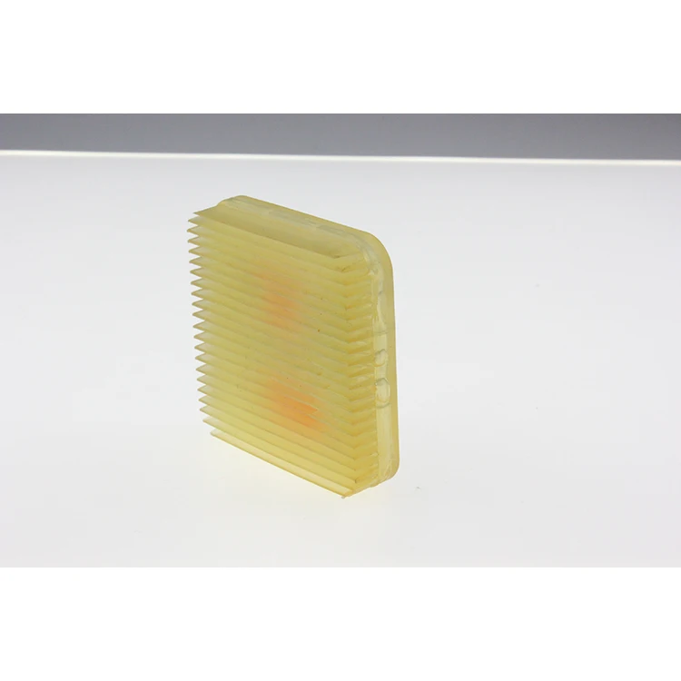 Увлажняющая щетка CASE IH для машины для сбора хлопка 1338720C1