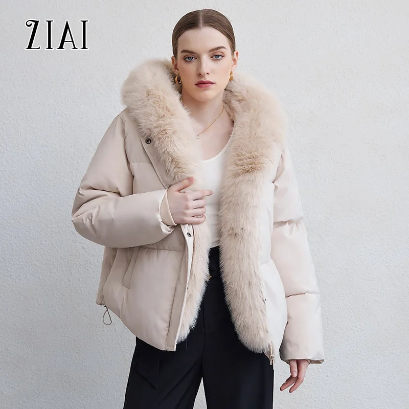 Fashion Warm Shiny Padded Puffer Jacket Black Short Women Quilted Coat Puffer coat with big fur hood padded coat