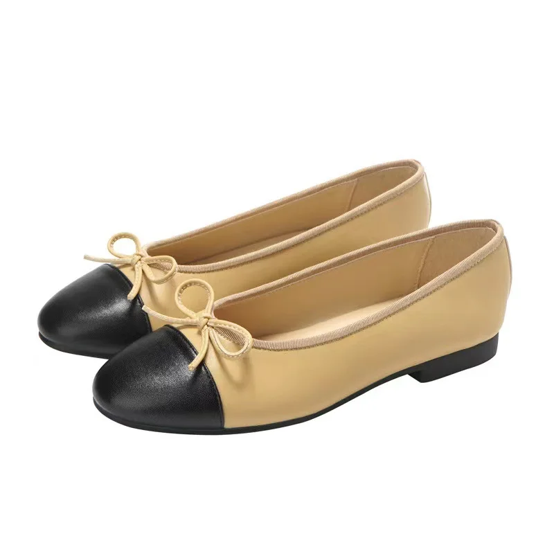 
 Новые стильные весенние женские маленькие дутые балетные туфли с бантом на плоской подошве  