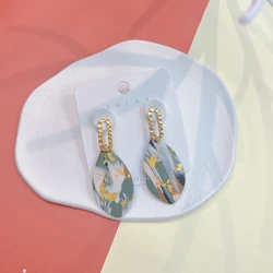 New Designer Metal Dangle Earrings Jewelry Handmade Gold Foil Polymer Clay Drop Earrings For Women Abstract Pattern Clay Earring