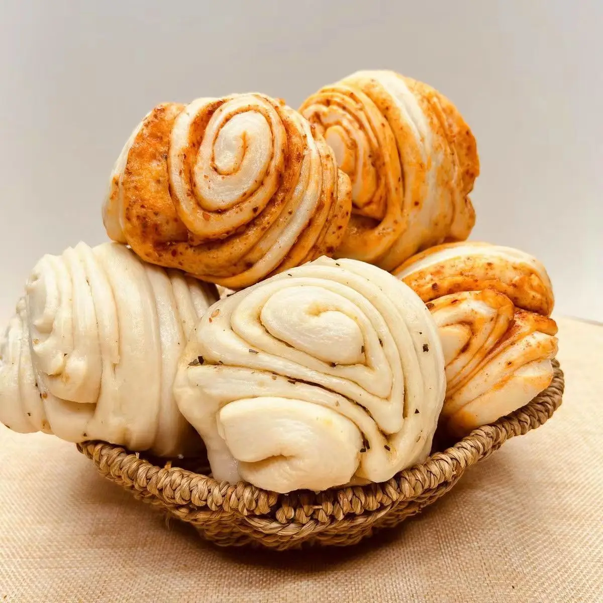 Professional Factory Chinese Factory Price Chinese bun Frozen bread steamed twisted roll