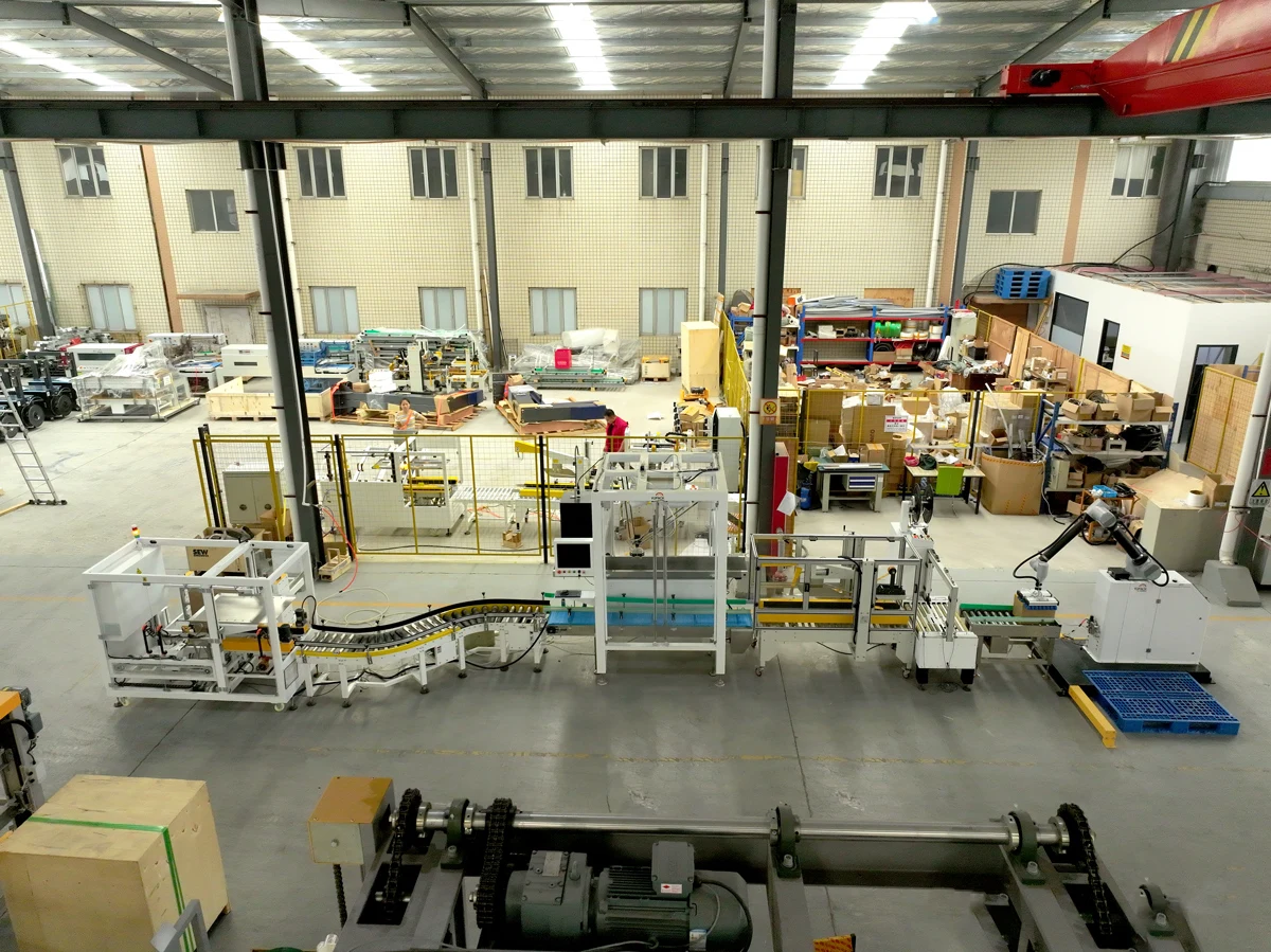 High efficiency carton box case packing line Pallet packing line with case erector case packer sealing machine robot palletizer